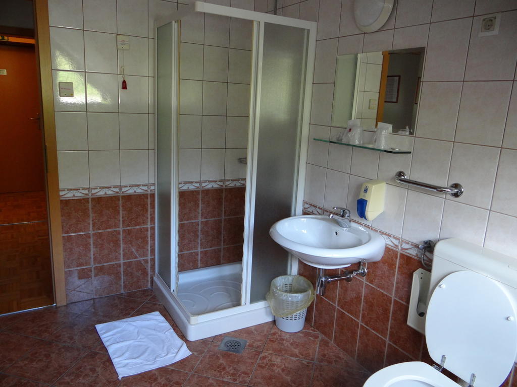 Rooms Hochkraut Celje Chambre photo
