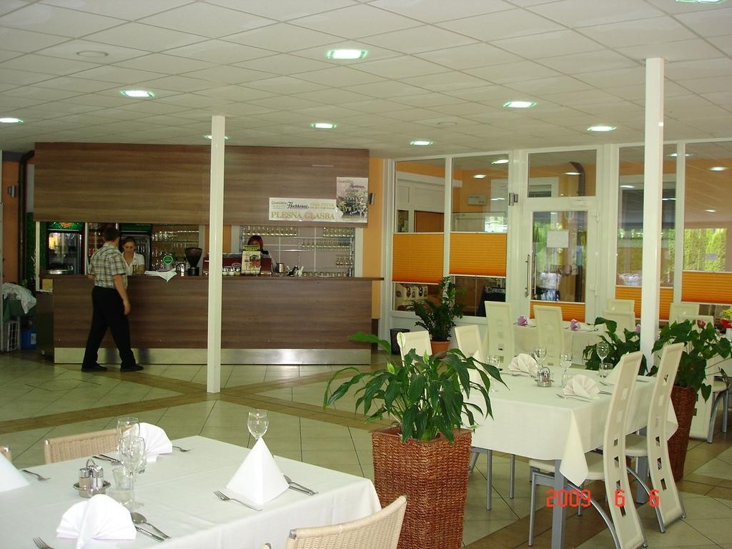 Rooms Hochkraut Celje Extérieur photo