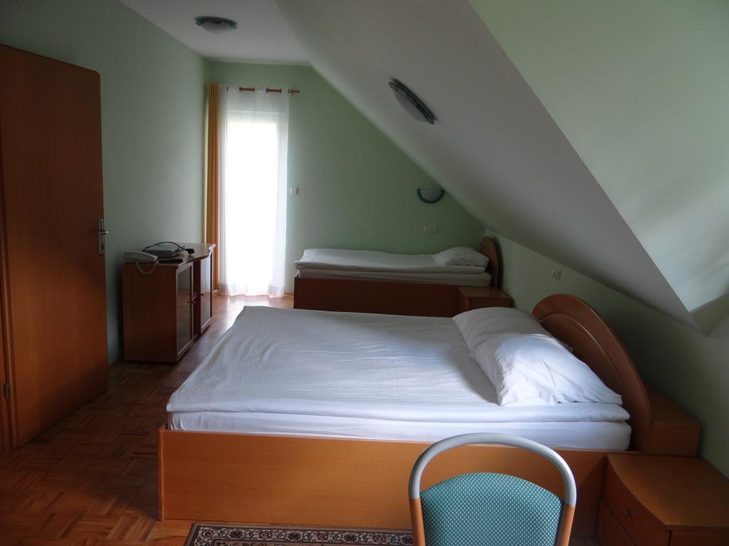 Rooms Hochkraut Celje Extérieur photo